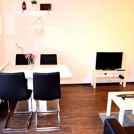 Apartment Meli Сесвете Экстерьер фото